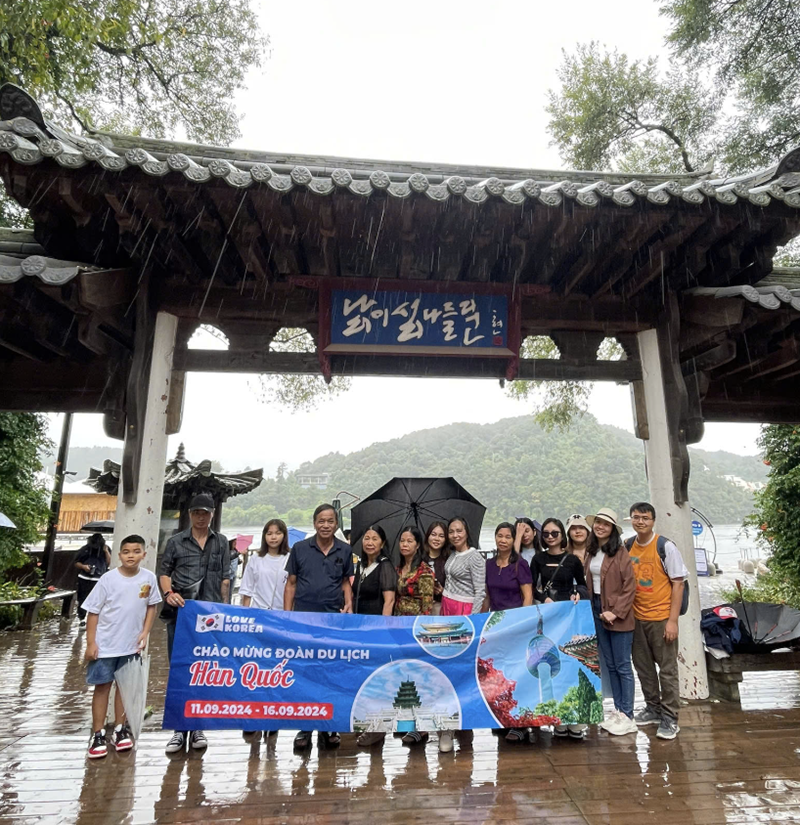 133707473803115054 1 - Ngỡ ngàng trước vẻ đẹp tựa thiên đường của Cổ trấn Lệ Giang